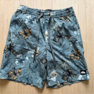 Quicksilver Men’s Size Small NEW Board Shorts Swim Trunks Floral Lined